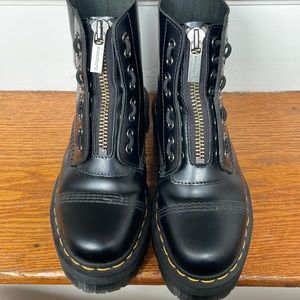 Dr Martens Sinclair Platform Smooth Black Leather Boots